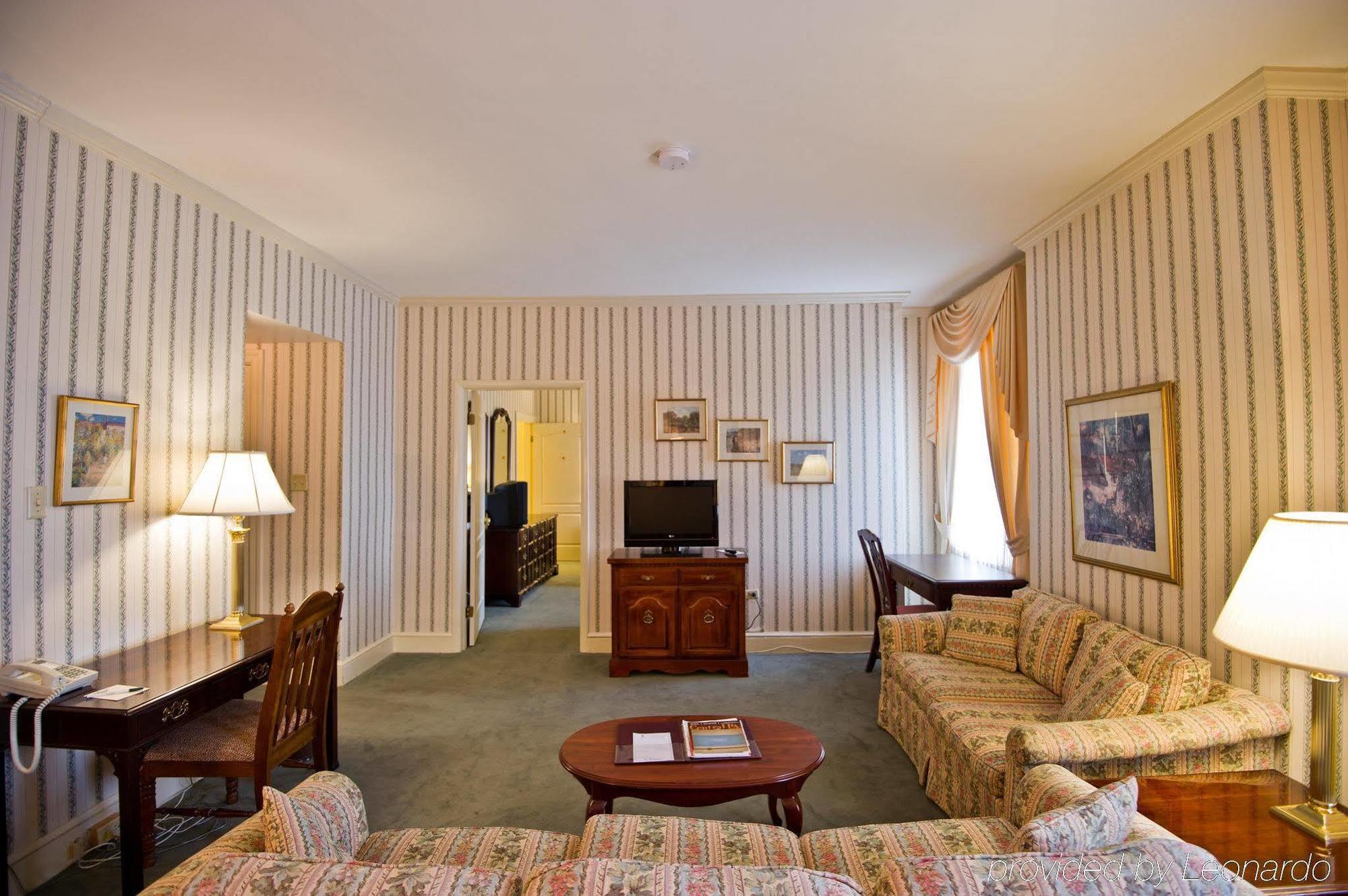 The Yorktowne Hotel, Tapestry Collection By Hilton מראה חיצוני תמונה
